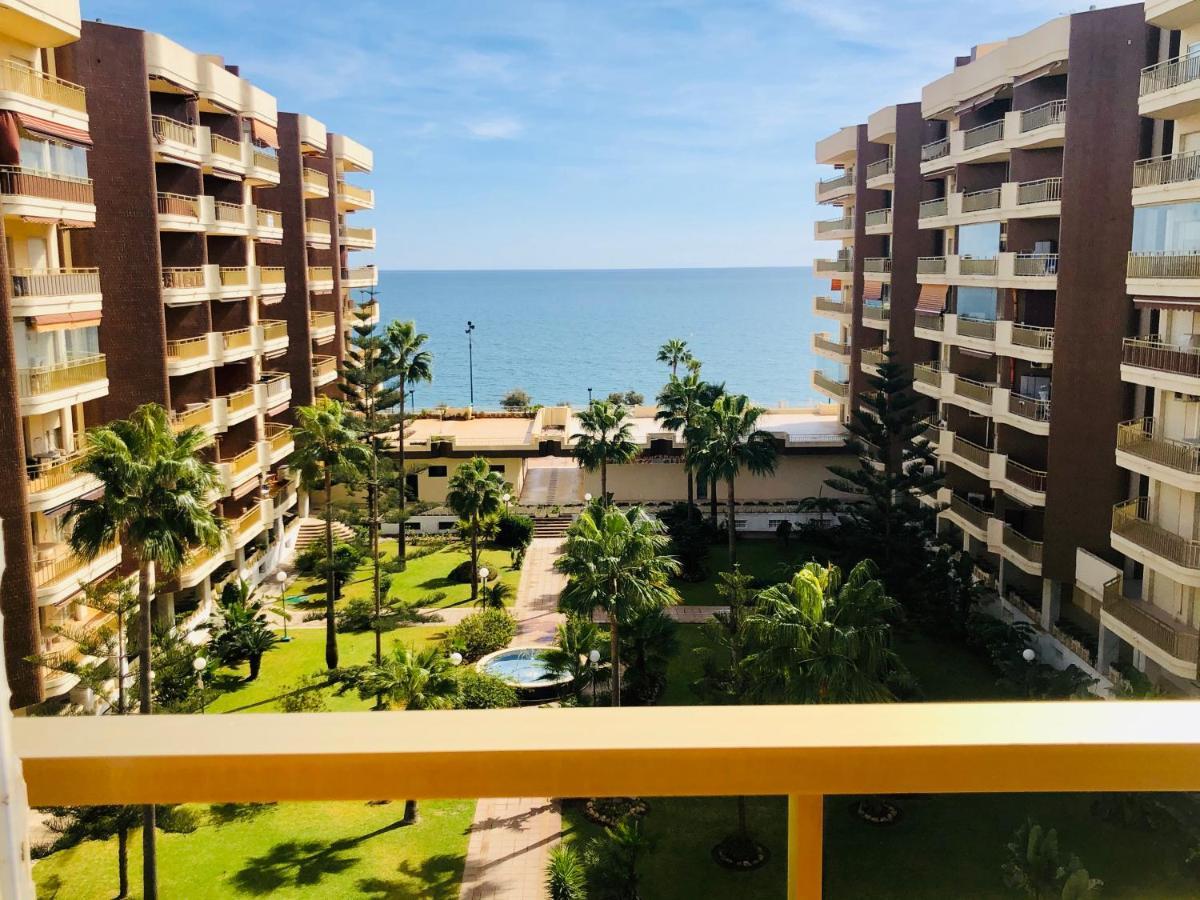 Rentcostadelsol Fuengirola Dona Sofia A Exterior foto